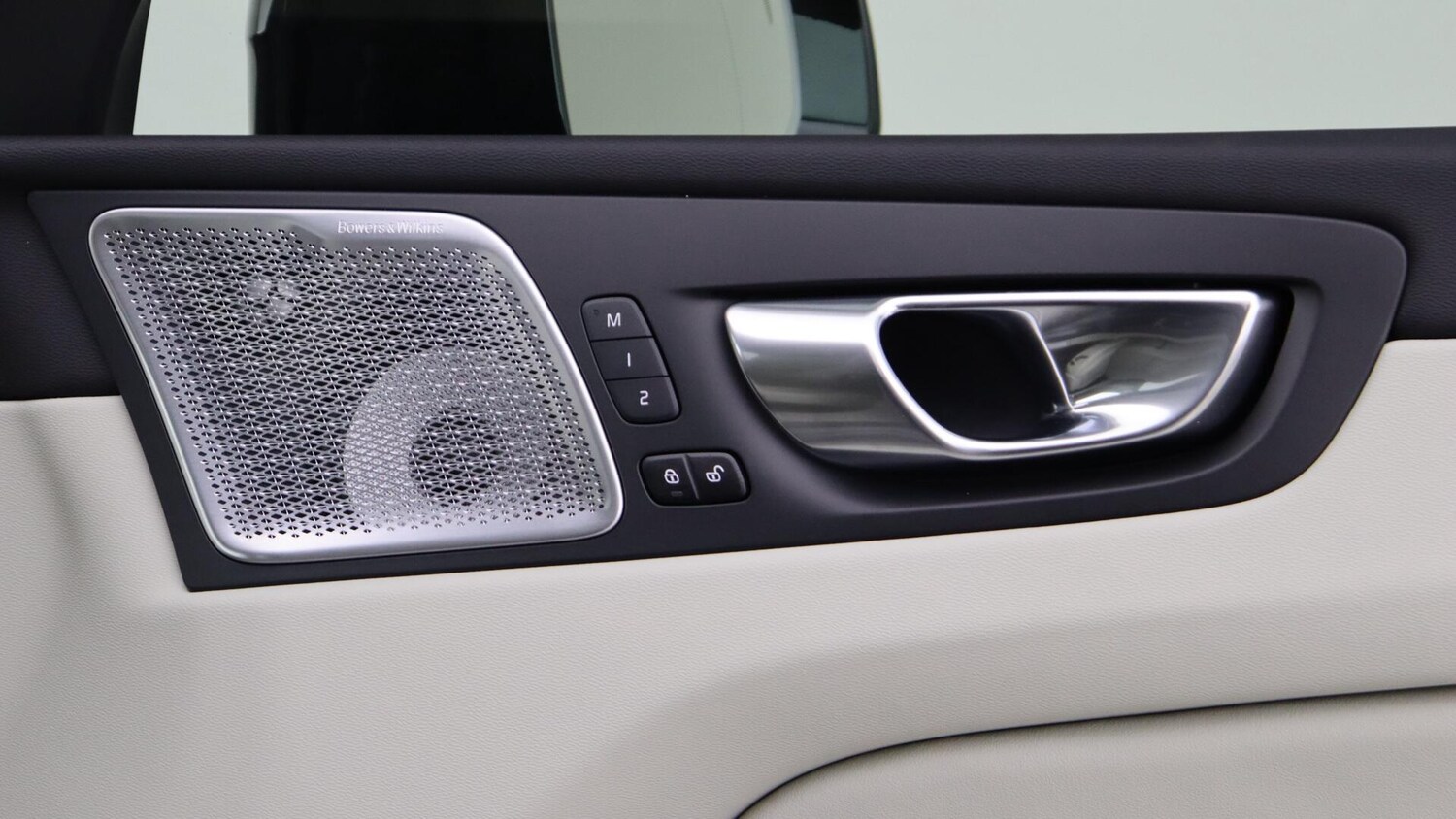 Used Volvo XC60 2025 for sale - 76032053: Photo 43