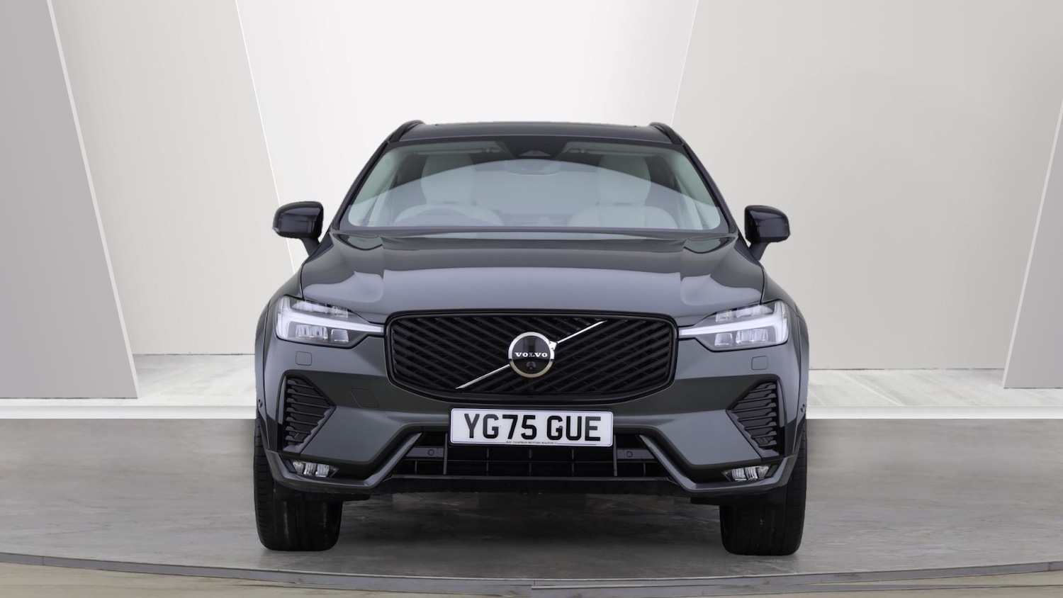 Used Volvo XC60 2025 for sale - 76032053: Photo 8
