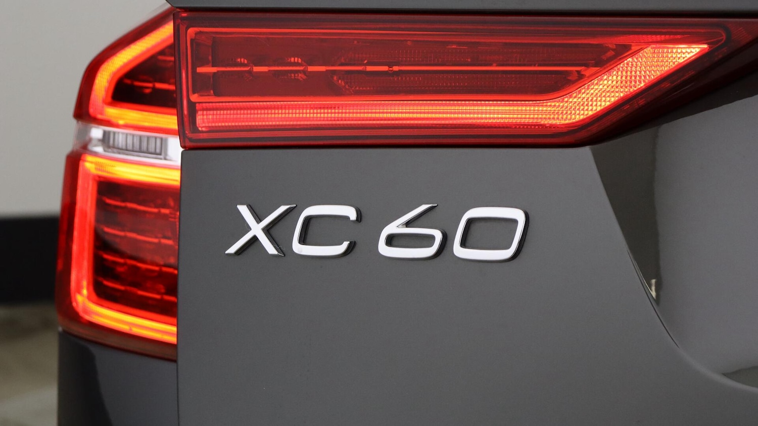 Used Volvo XC60 2021 for sale - 76059430: Photo 44