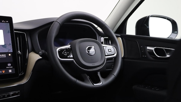 Used Volvo XC60 2025 for sale - 76269773: Photo 10
