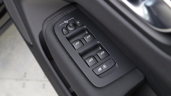 Used Volvo XC60 2025 for sale - 76269773: Photo 23