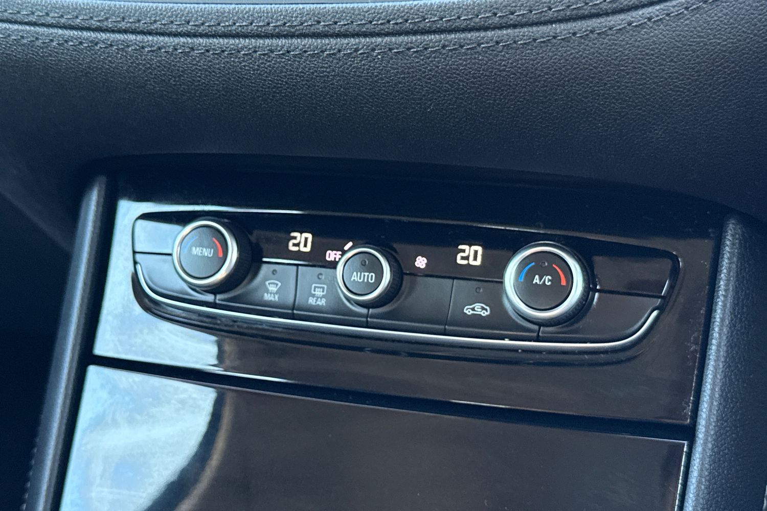 Used Vauxhall Grandland X 2019 for sale - 78079050: Photo 21