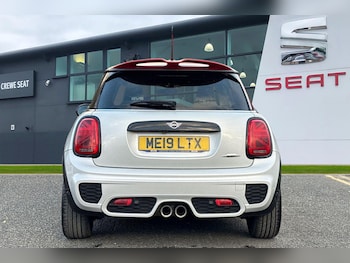 Used MINI Hatch 2019 for sale - 77382994: Photo