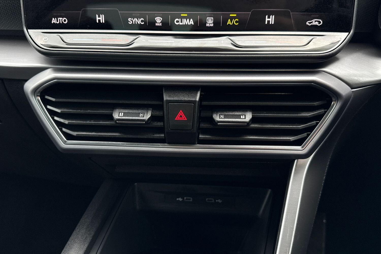 Used SEAT Leon 2025 for sale - 77398136: Photo 18