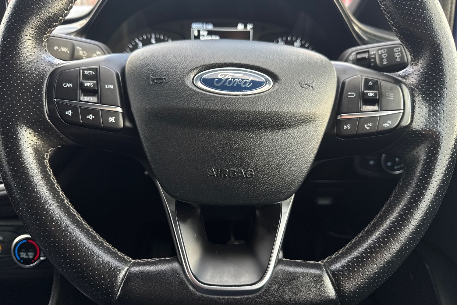 Used Ford Fiesta 2018 for sale - 76909480: Photo 32