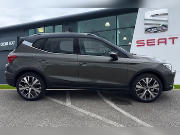 Used SEAT Arona 2025 for sale - 76750750: Photo