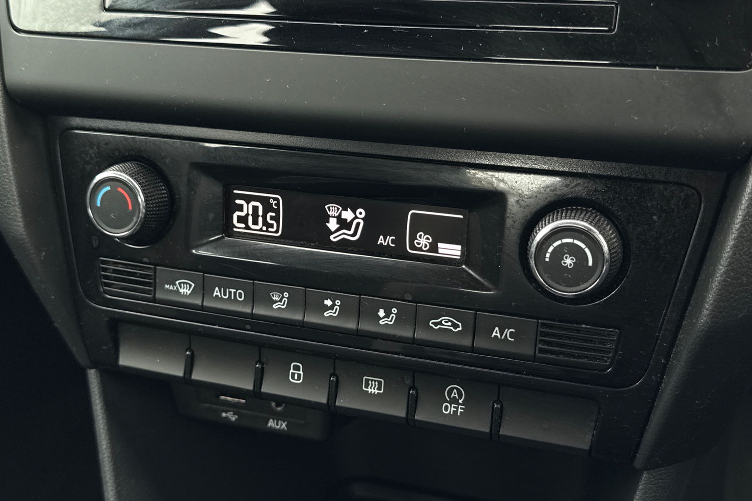 Used Skoda Rapid Spaceback 2017 for sale - 77703375: Photo 22