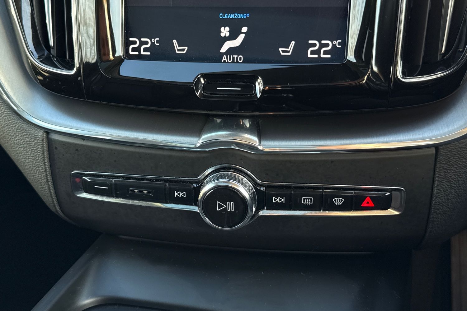 Used Volvo XC60 2020 for sale - 76535277: Photo 21