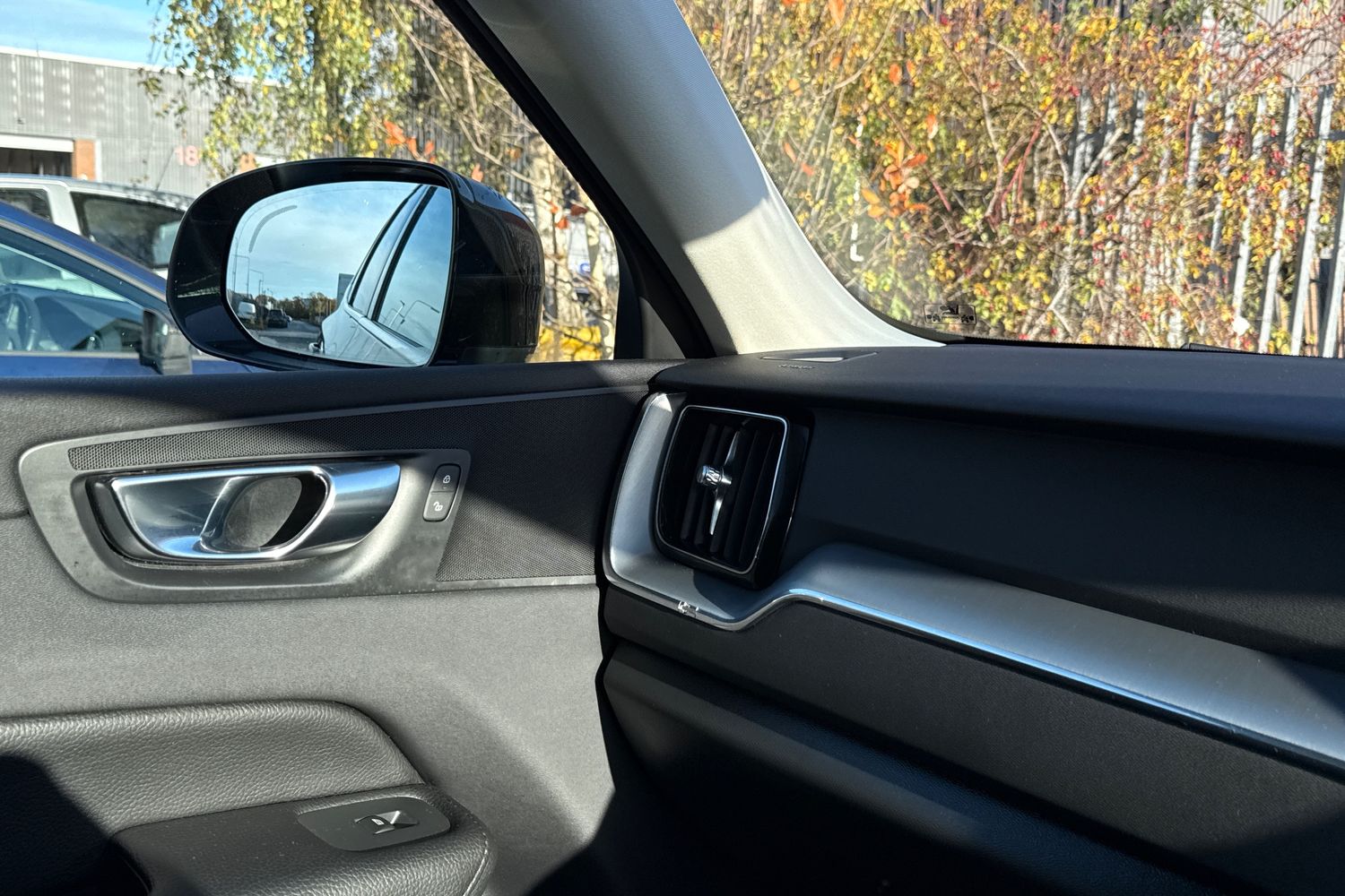 Used Volvo XC60 2020 for sale - 76535277: Photo 28