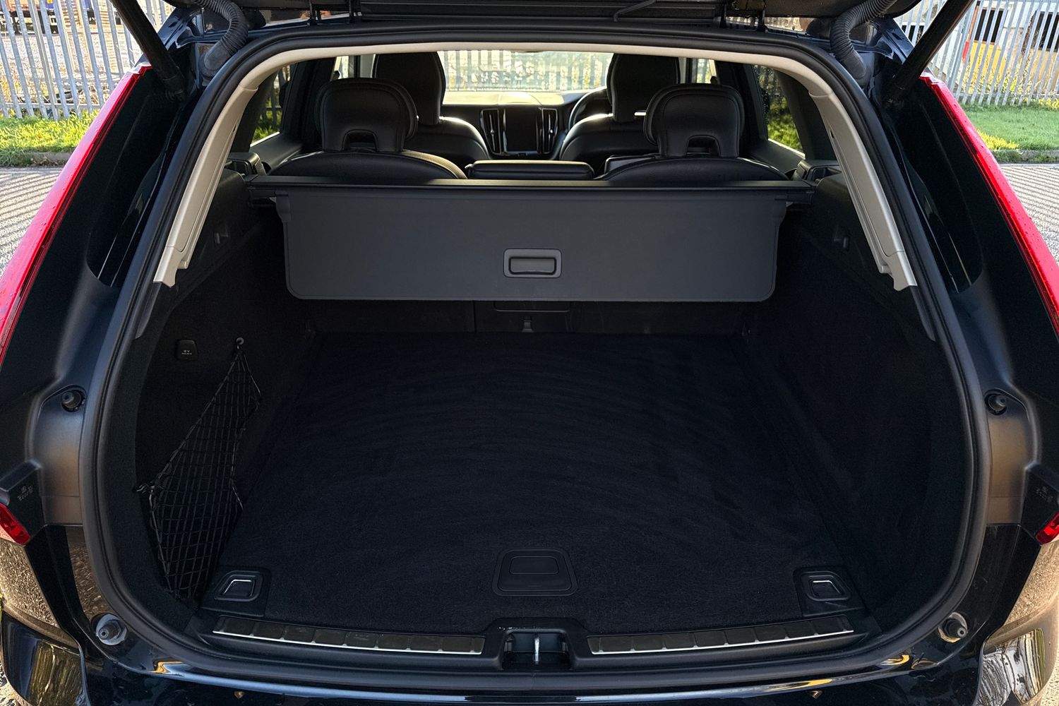 Used Volvo XC60 2020 for sale - 76535277: Photo 6