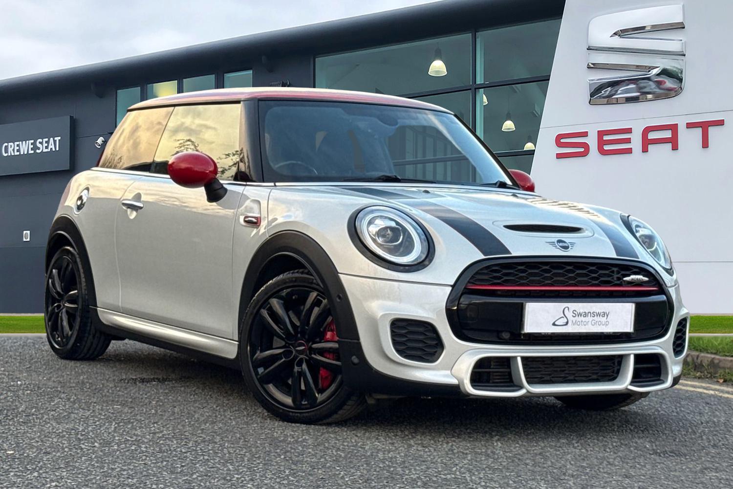 Used MINI Hatch 2019 for sale - 76629915: Photo 1