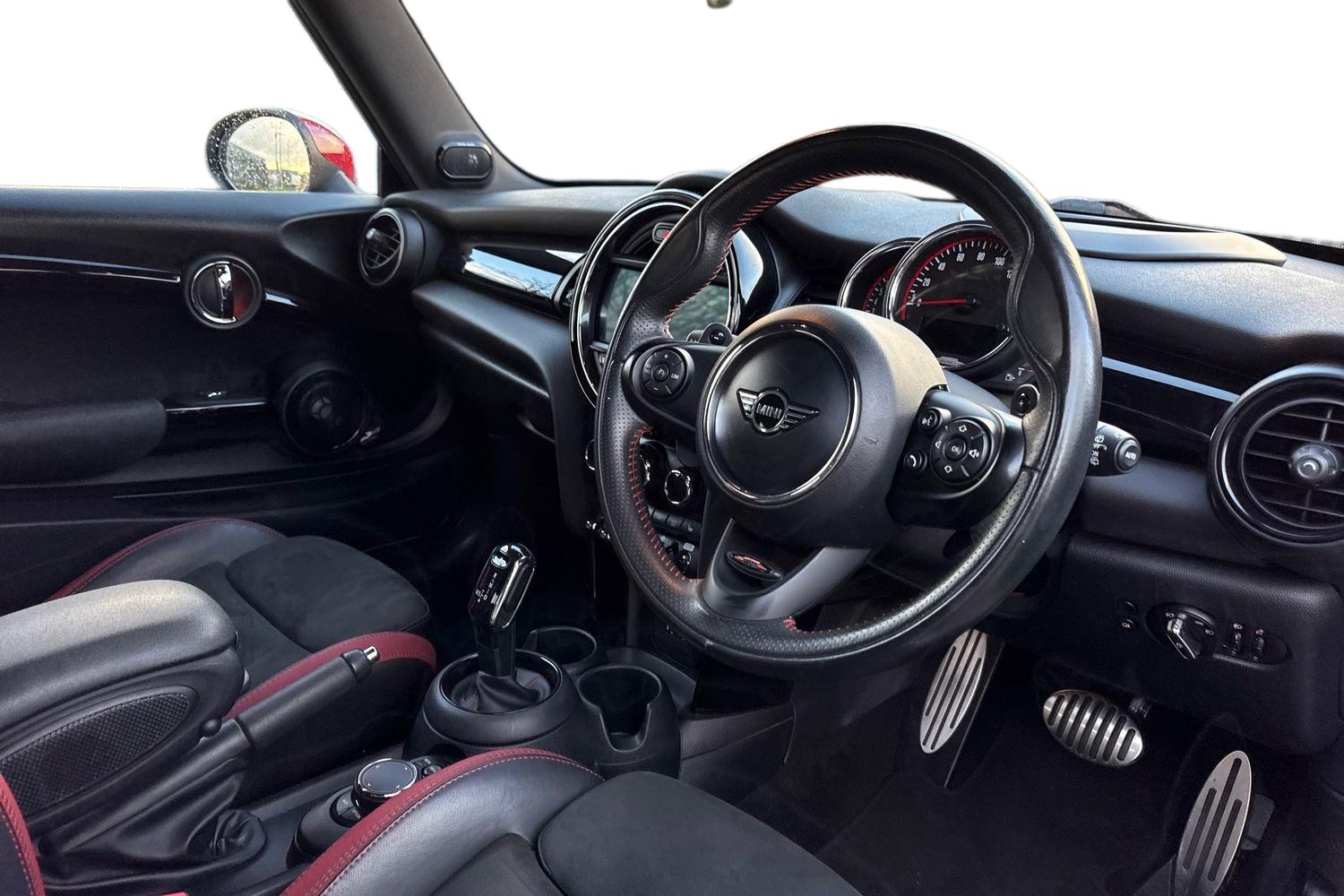 Used MINI Hatch 2019 for sale - 76629915: Photo 13