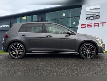 Used Volkswagen Golf 2019 for sale - 77308740: Photo