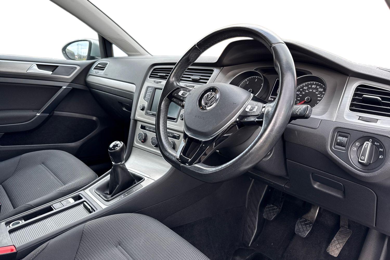 Used Volkswagen Golf 2016 for sale - 76357646: Photo 14