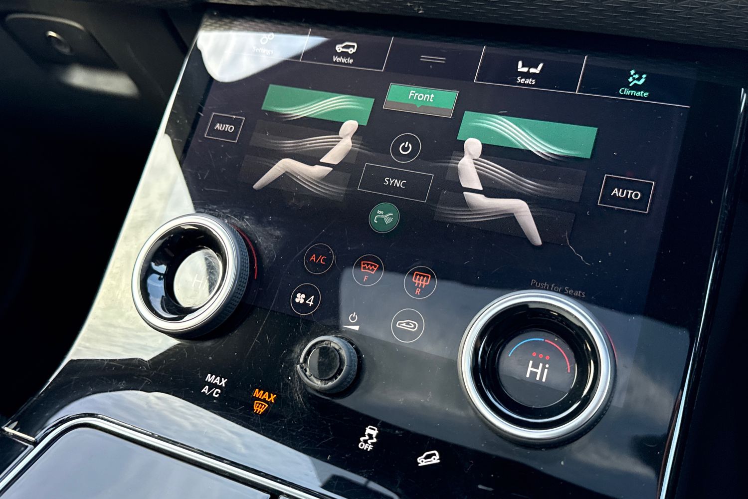 Used Land Rover Range Rover Velar 2017 for sale - 76739546: Photo 21