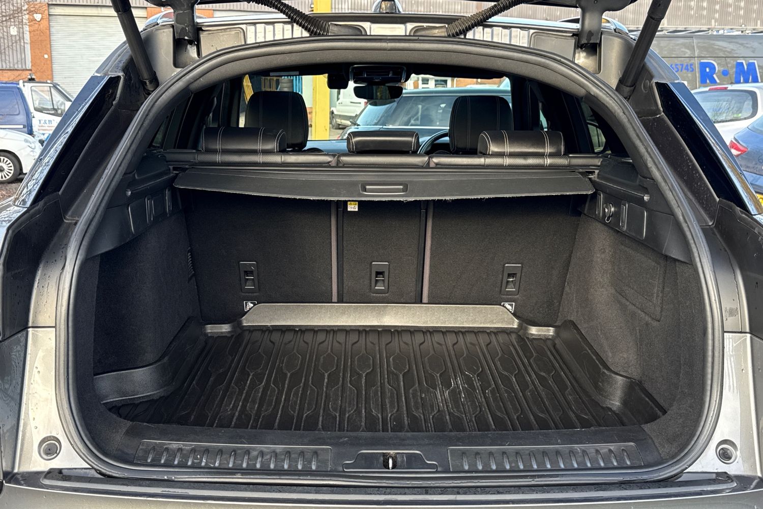 Used Land Rover Range Rover Velar 2017 for sale - 76739546: Photo 6