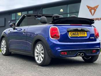 Used MINI Convertible 2018 for sale - 75344105: Photo