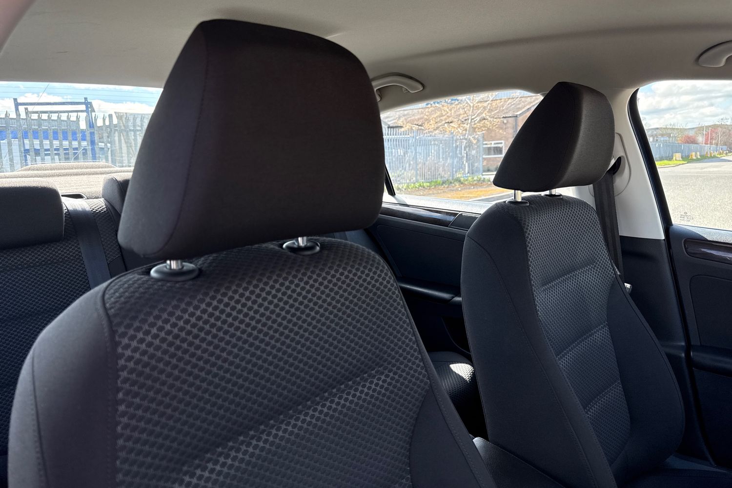 Used Volkswagen Jetta 2015 for sale - 78120994: Photo 24