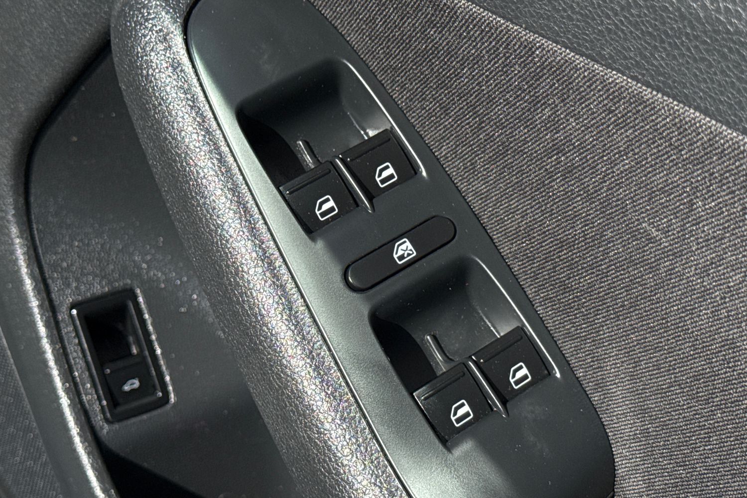 Used Volkswagen Jetta 2015 for sale - 78120994: Photo 30