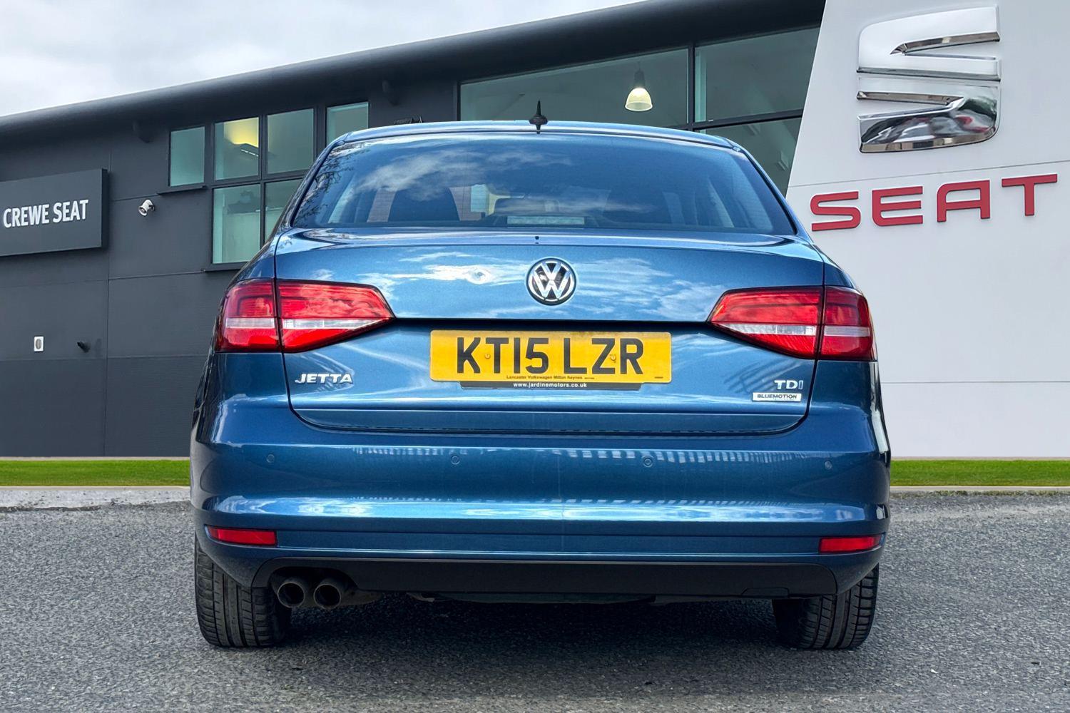 Used Volkswagen Jetta 2015 for sale - 78120994: Photo 4