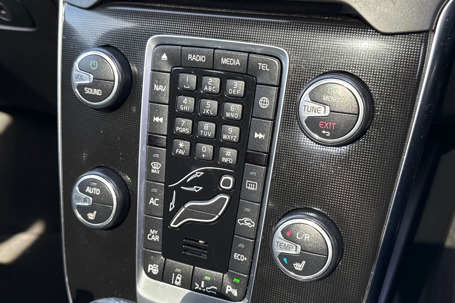 Used Volvo V40 2019 for sale - 78168563: Photo 21