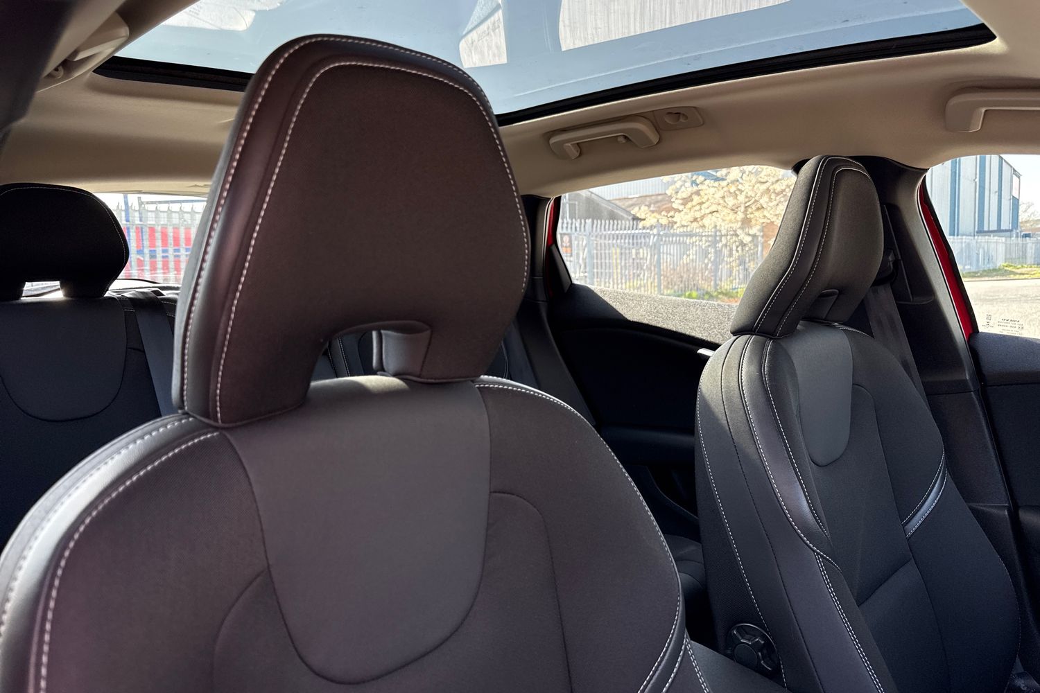 Used Volvo V40 2019 for sale - 78168563: Photo 23