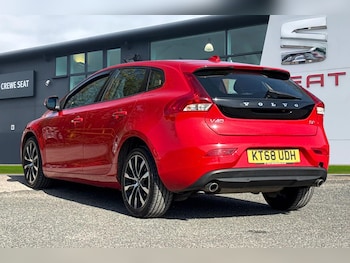 Used Volvo V40 2019 for sale - 78168563: Photo