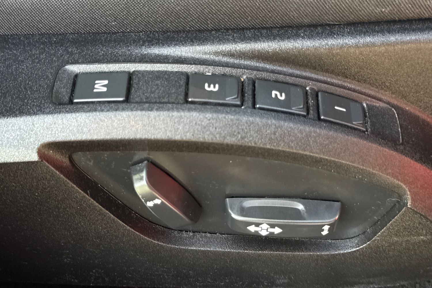 Used Volvo V40 2019 for sale - 78168563: Photo 32