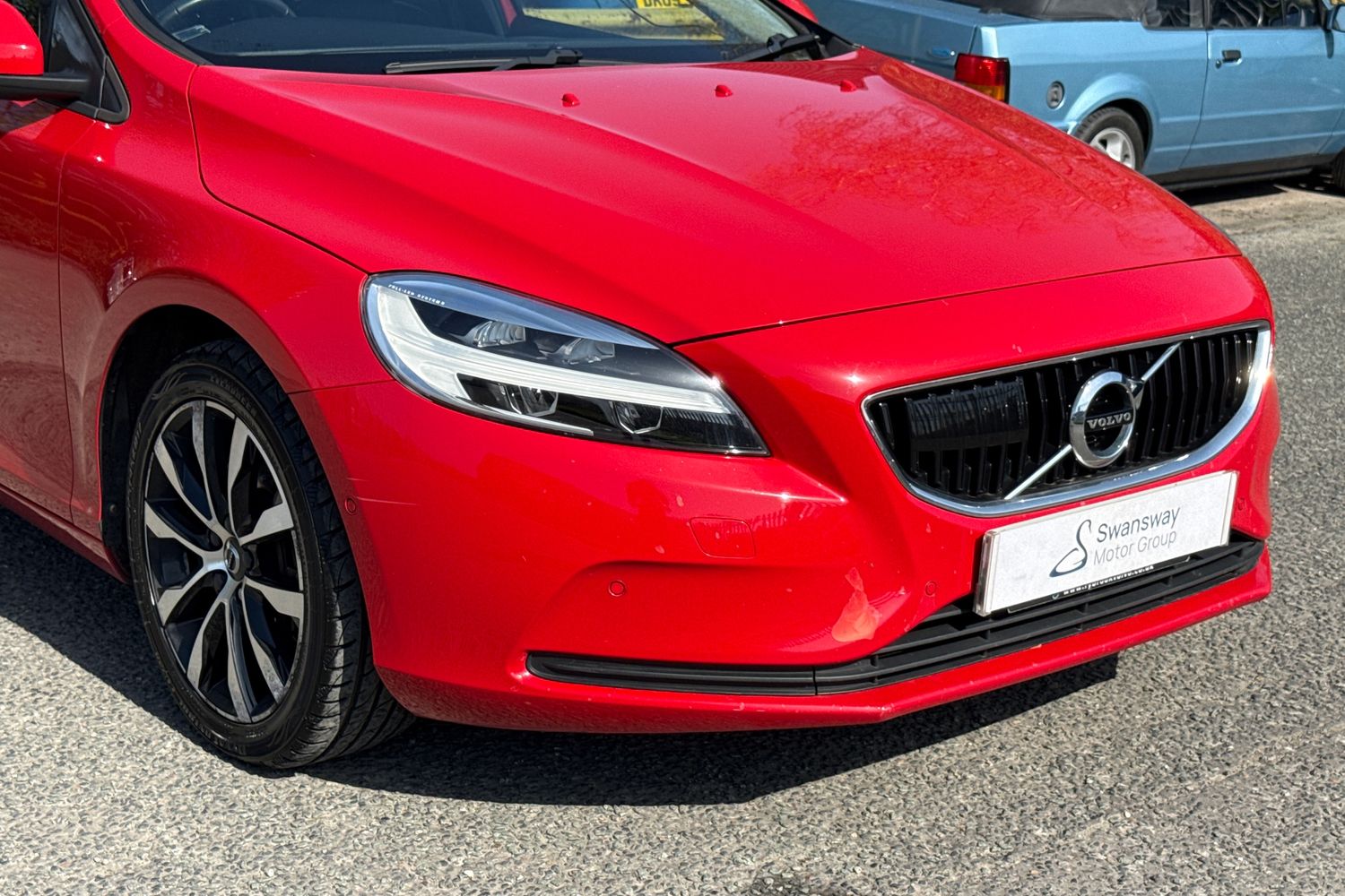 Used Volvo V40 2019 for sale - 78168563: Photo 8