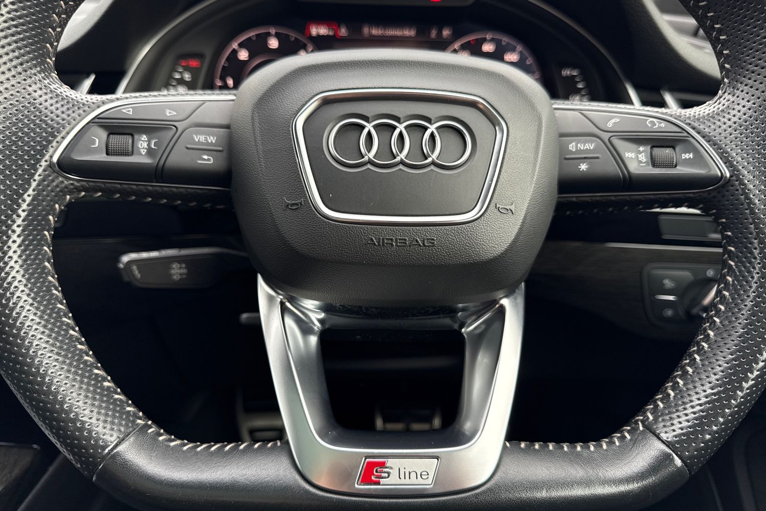 Used Audi Q7 2019 for sale - 76723735: Photo 41