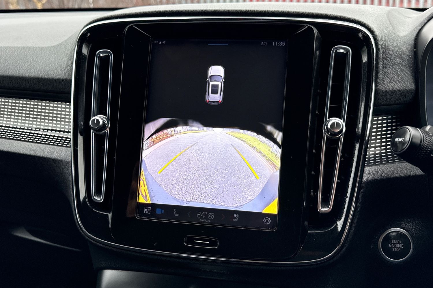 Used Volvo XC40 2025 for sale - 77249663: Photo 38