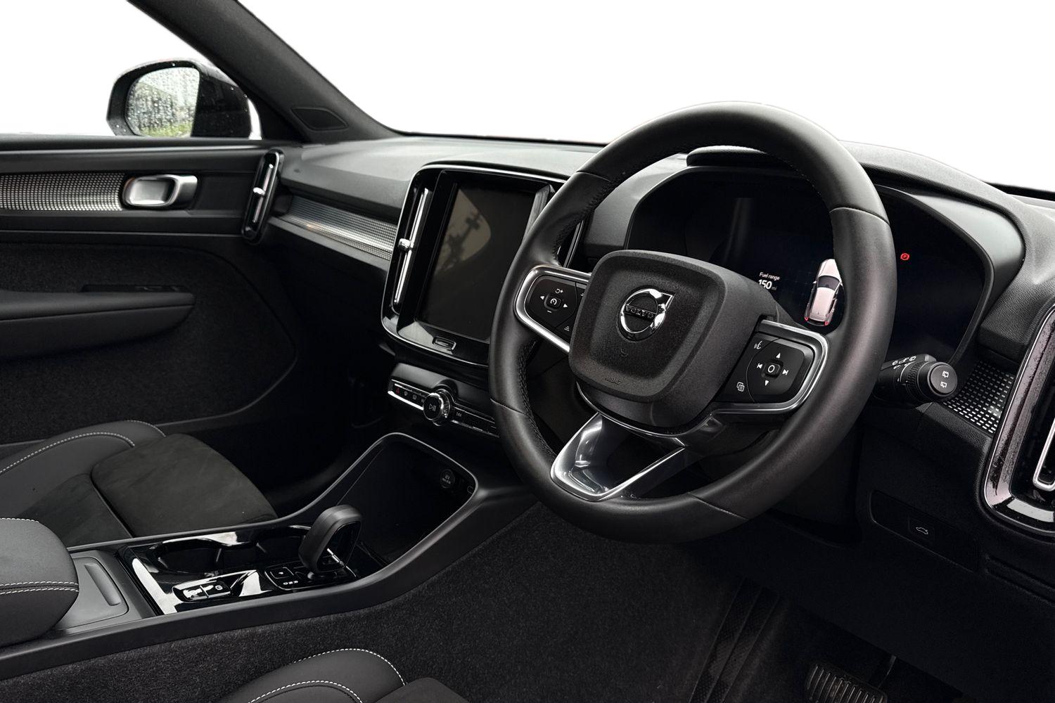 Used Volvo XC40 2025 for sale - 77249663: Photo 8