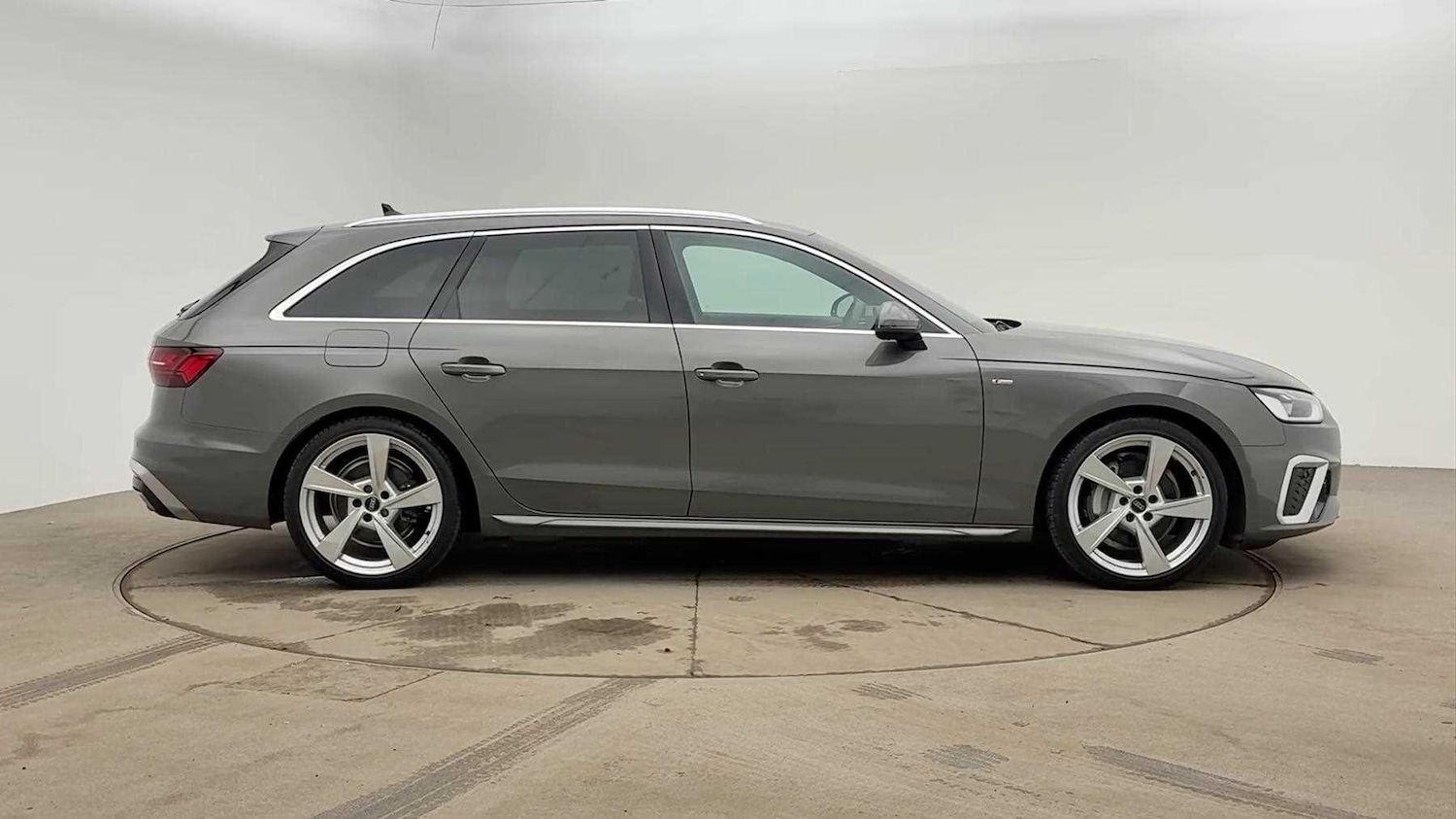 Used Audi A4 2024 for sale - 78218305: Photo 3