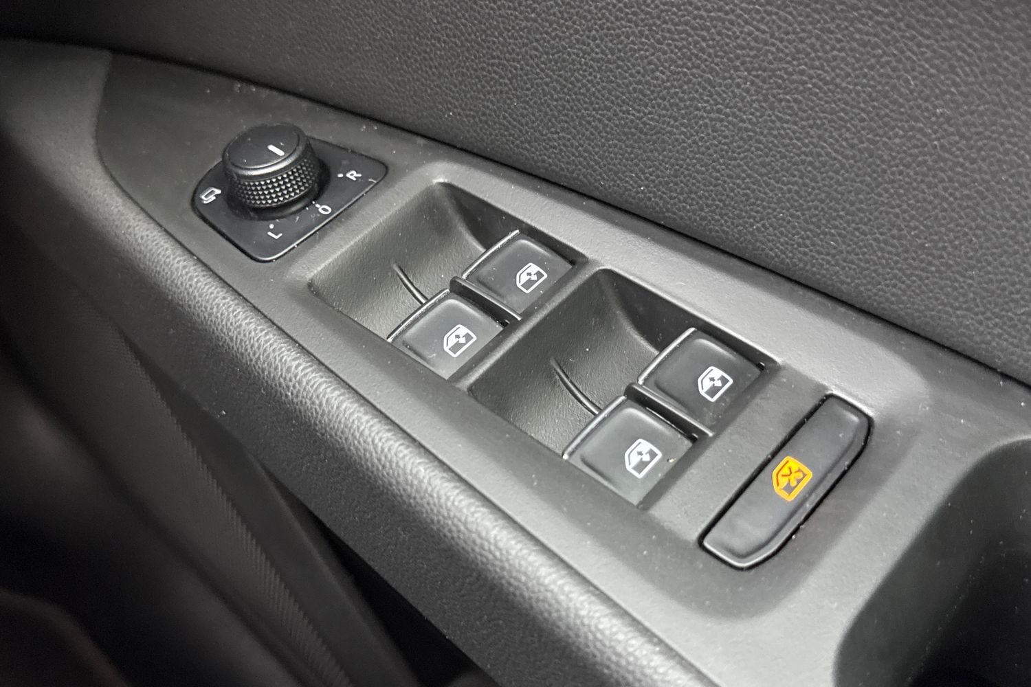 Used SEAT Leon 2019 for sale - 76353223: Photo 32