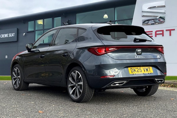 Used SEAT Leon 2025 for sale - 76218618: Photo 2
