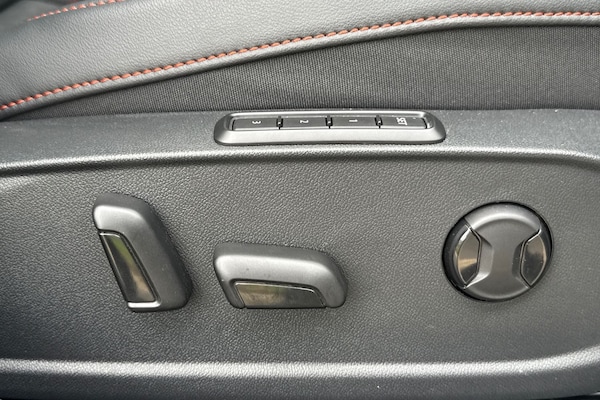 Used SEAT Leon 2025 for sale - 76218618: Photo 33