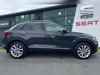 Used Volkswagen T-Roc 2021 for sale - 78734486: Photo