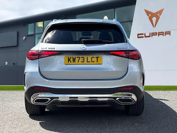 Used Mercedes-Benz GLC 2023 for sale - 79458853: Photo