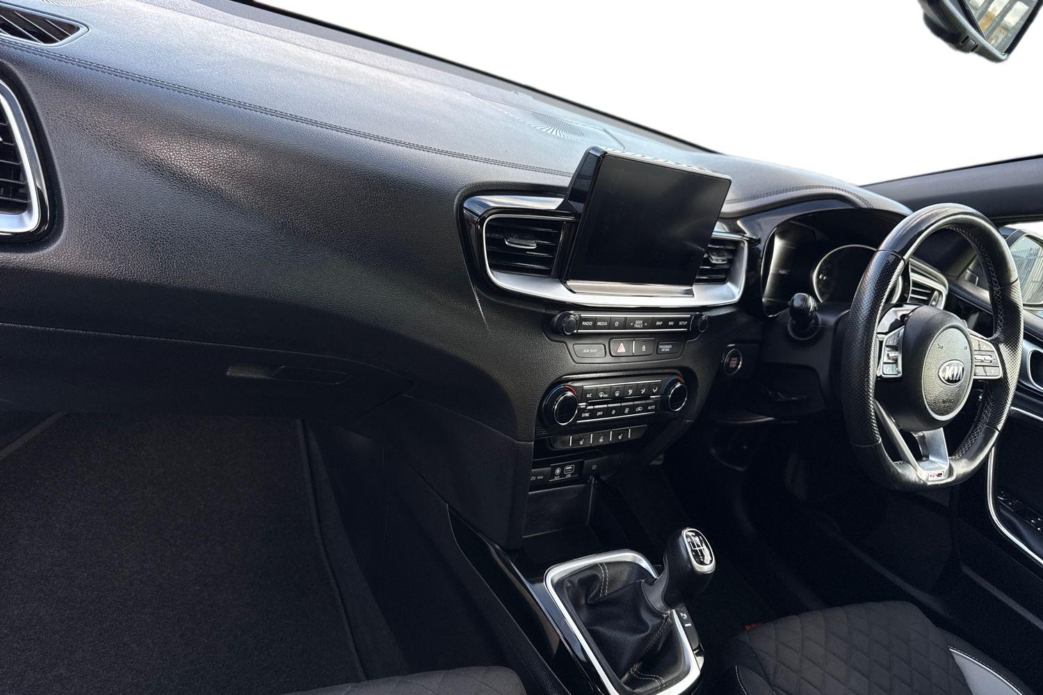 Used Kia Ceed 2019 for sale - 76805360: Photo 15