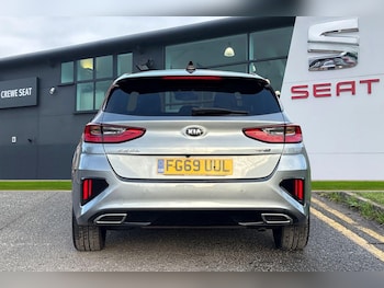 Used Kia Ceed 2019 for sale - 76805360: Photo