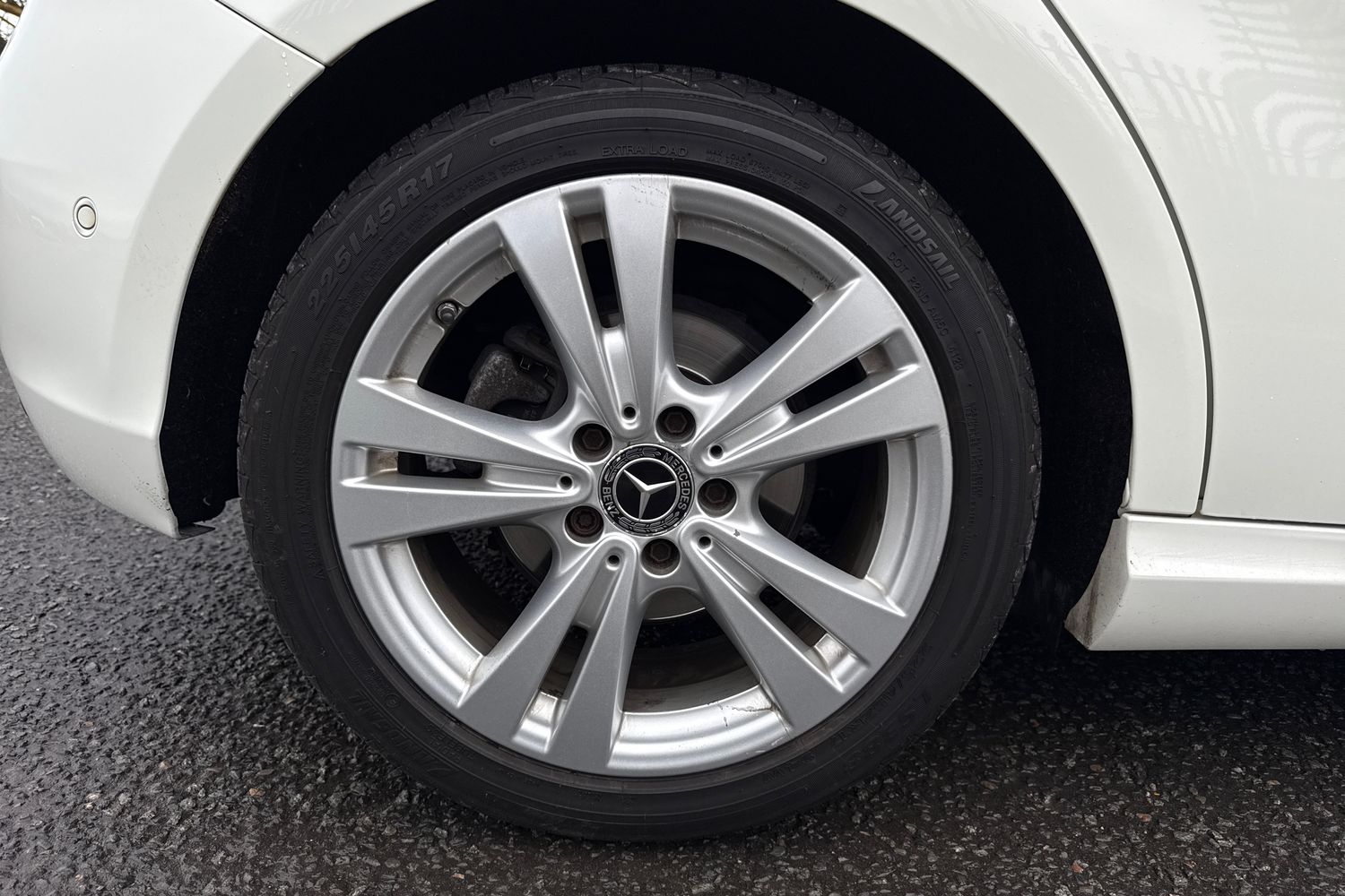 Used Mercedes-Benz A-Class 2017 for sale - 76723731: Photo 11