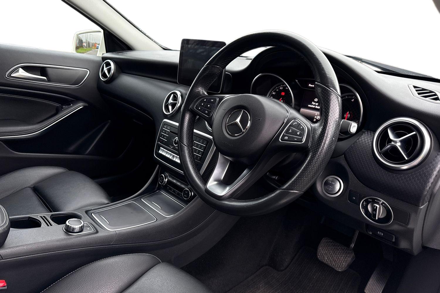 Used Mercedes-Benz A-Class 2017 for sale - 76723731: Photo 13