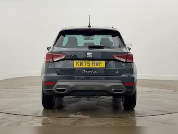 Used SEAT Arona 2025 for sale - 77935642: Photo