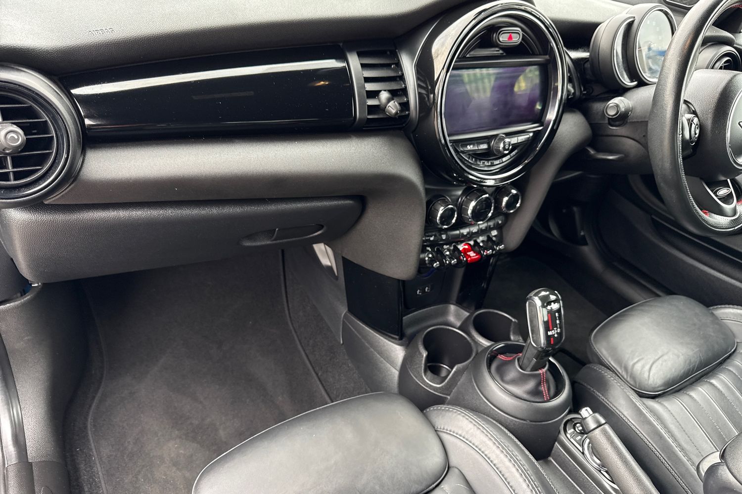 Used MINI Hatch 2019 for sale - 77728621: Photo 20