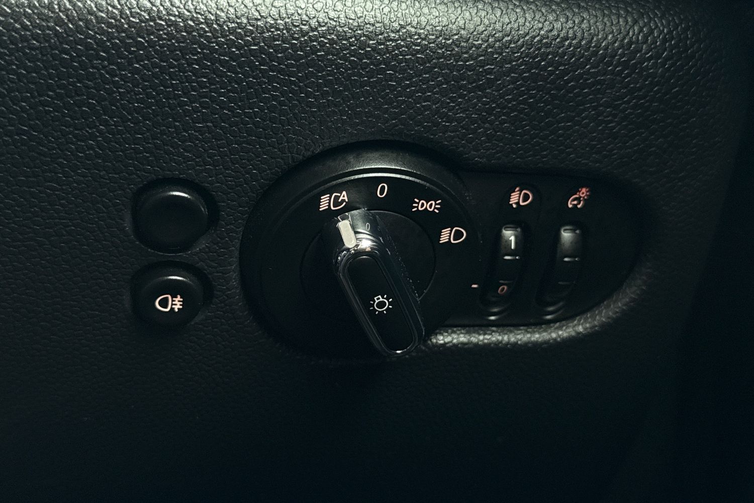 Used MINI Hatch 2019 for sale - 77728621: Photo 37