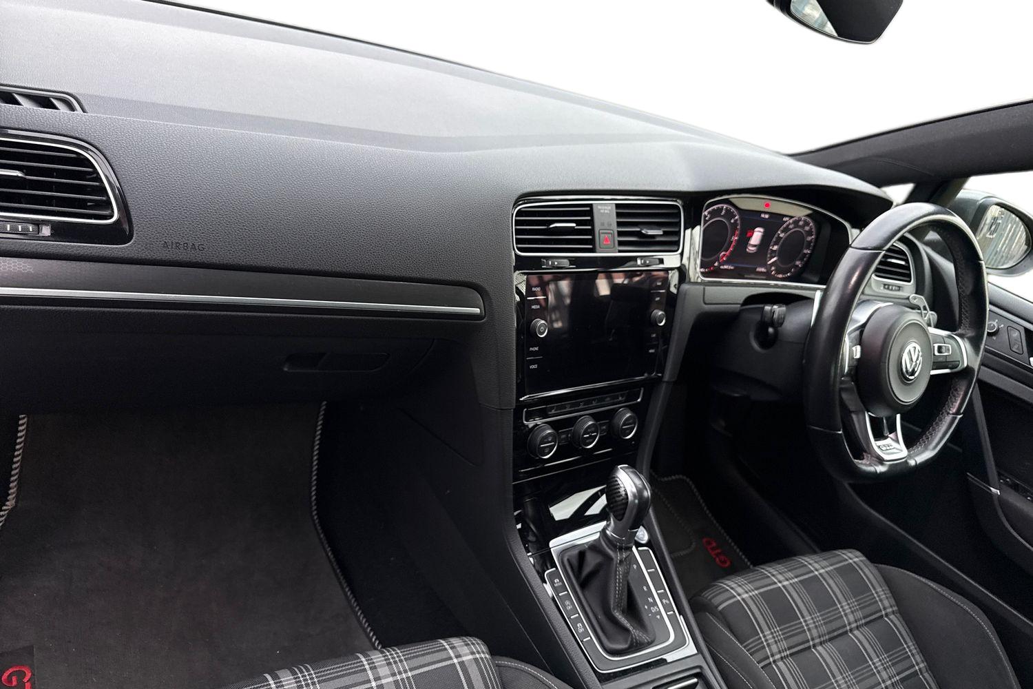 Used Volkswagen Golf 2019 for sale - 77368609: Photo 15