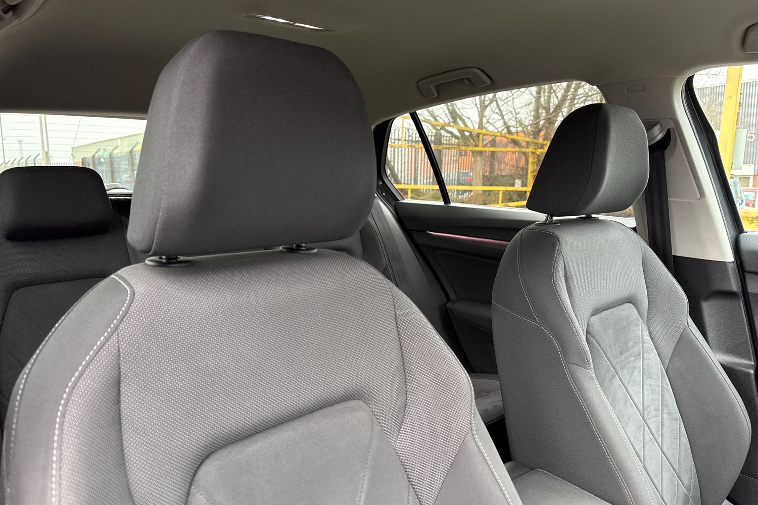 Used Volkswagen Golf 2020 for sale - 77037314: Photo 24