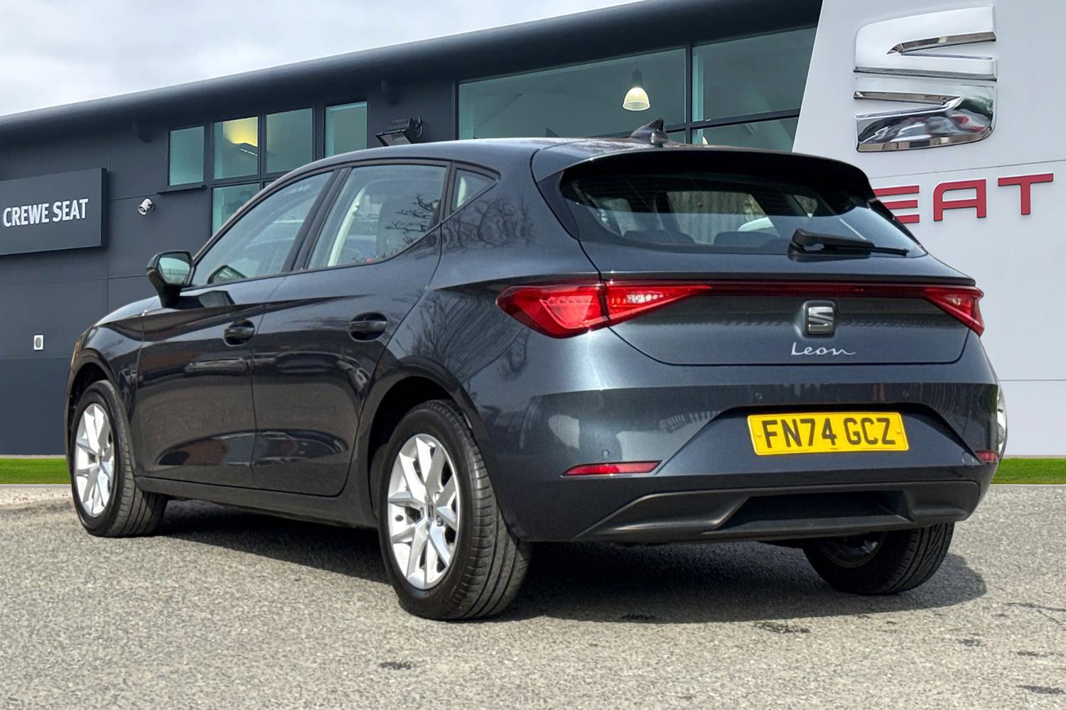 Used SEAT Leon 2024 for sale - 77973402: Photo 2