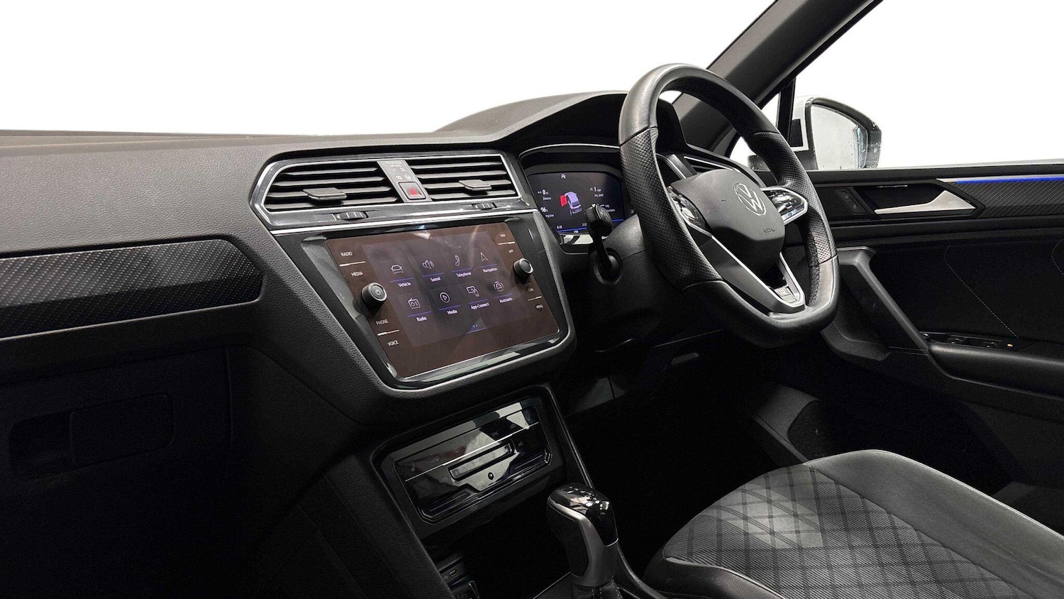 Used Volkswagen Tiguan 2020 for sale - 77820270: Photo 6