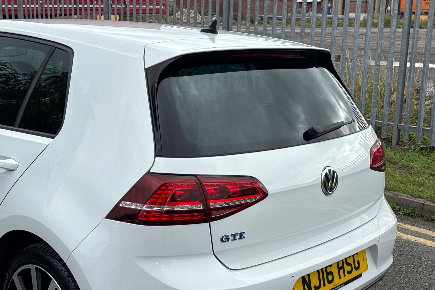 Used Volkswagen Golf 2016 for sale - 76320386: Photo 8